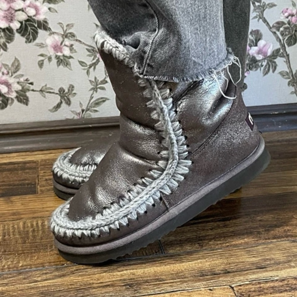 Cozy Brown Shearling Boots